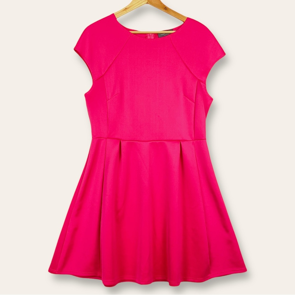 Romeo Juliet Couture Hot Pink Fit and Flare Cap Sleeve Stretch Casual Mini Dress